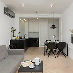 Trendy Marszalkowska With View Near Ogrod Saski By Renters Lejlighed