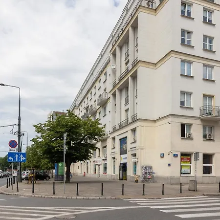 Trendy Marszalkowska With View Near Ogrod Saski By Renters Warszawa